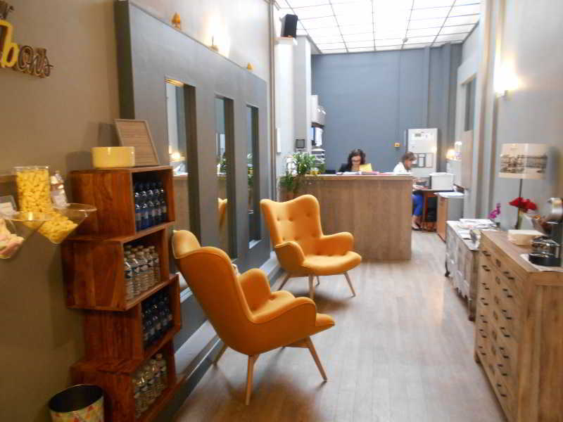 Hotel Stanley By Happyculture Nancy Bagian luar foto