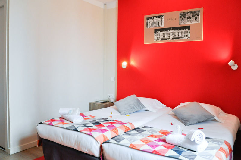 Hotel Stanley By Happyculture Nancy Bagian luar foto