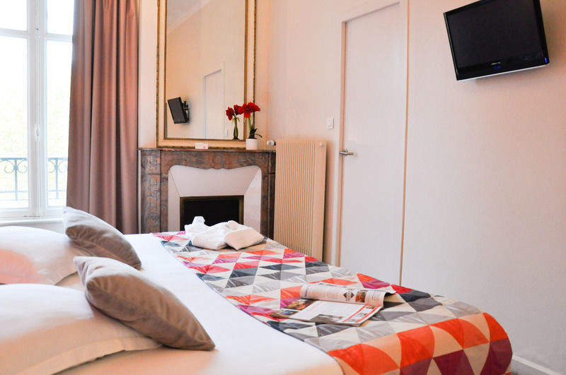 Hotel Stanley By Happyculture Nancy Bagian luar foto