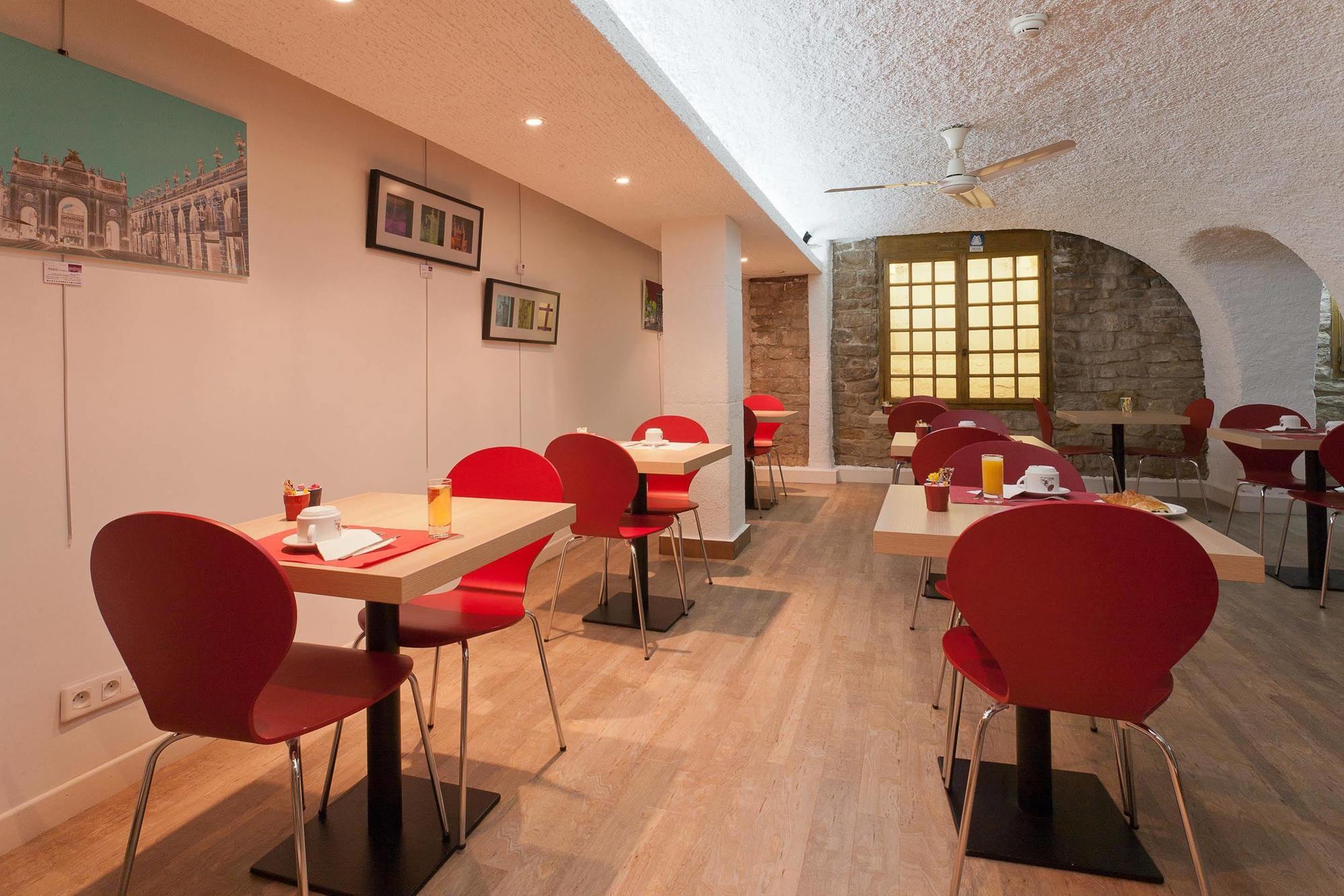 Hotel Stanley By Happyculture Nancy Bagian luar foto